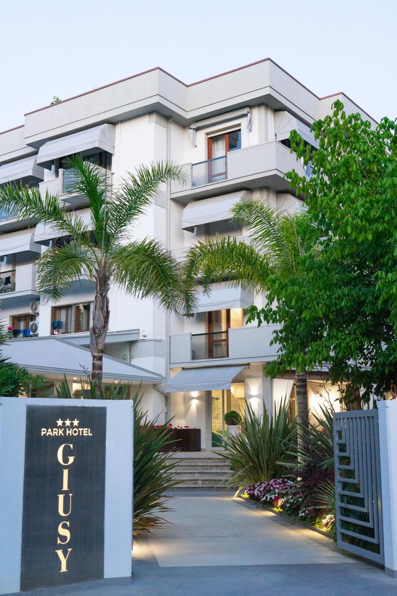 Park Hotel Giusy Lido di Camaiore Zewnętrze zdjęcie