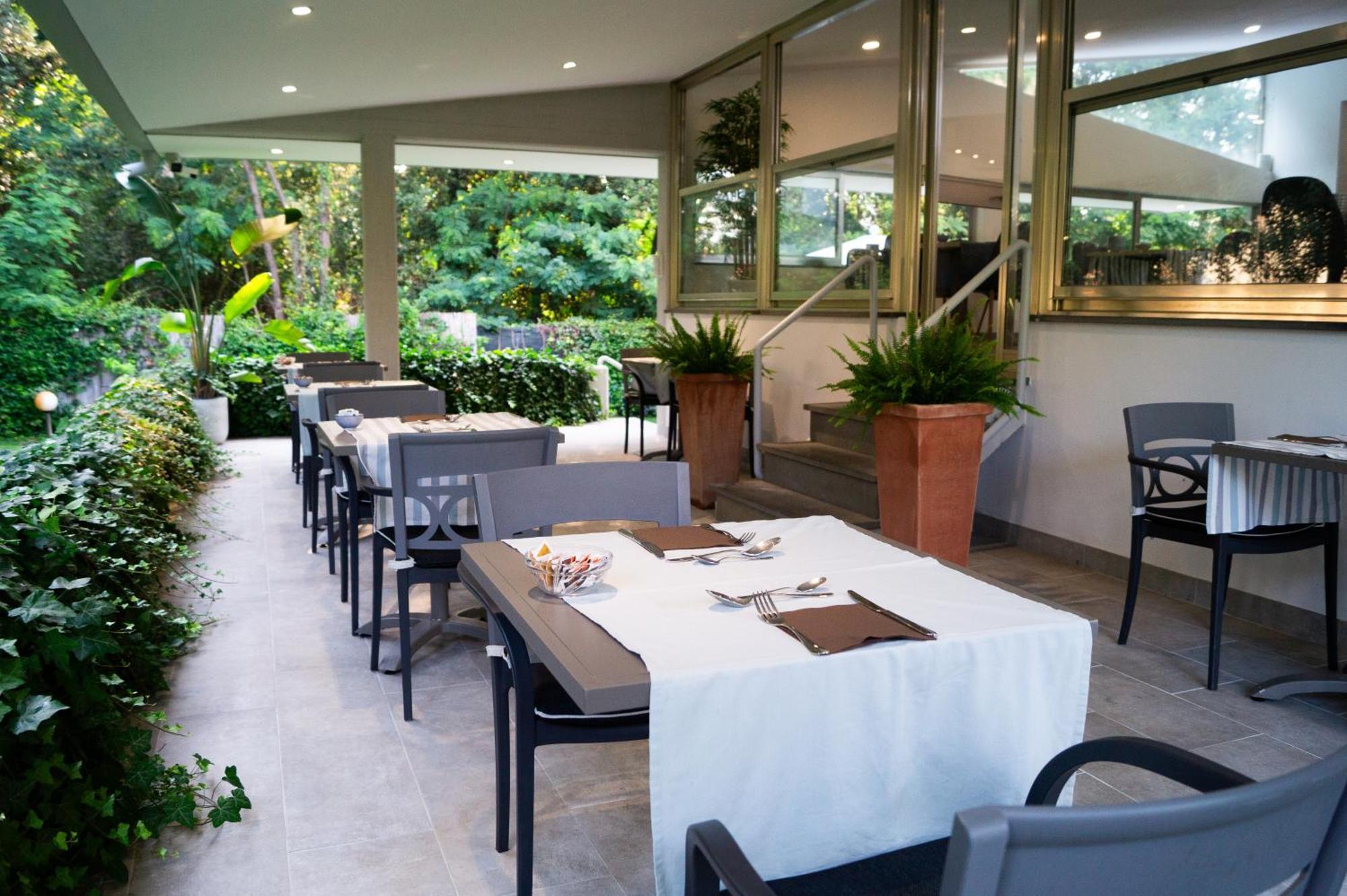 Park Hotel Giusy Lido di Camaiore Zewnętrze zdjęcie