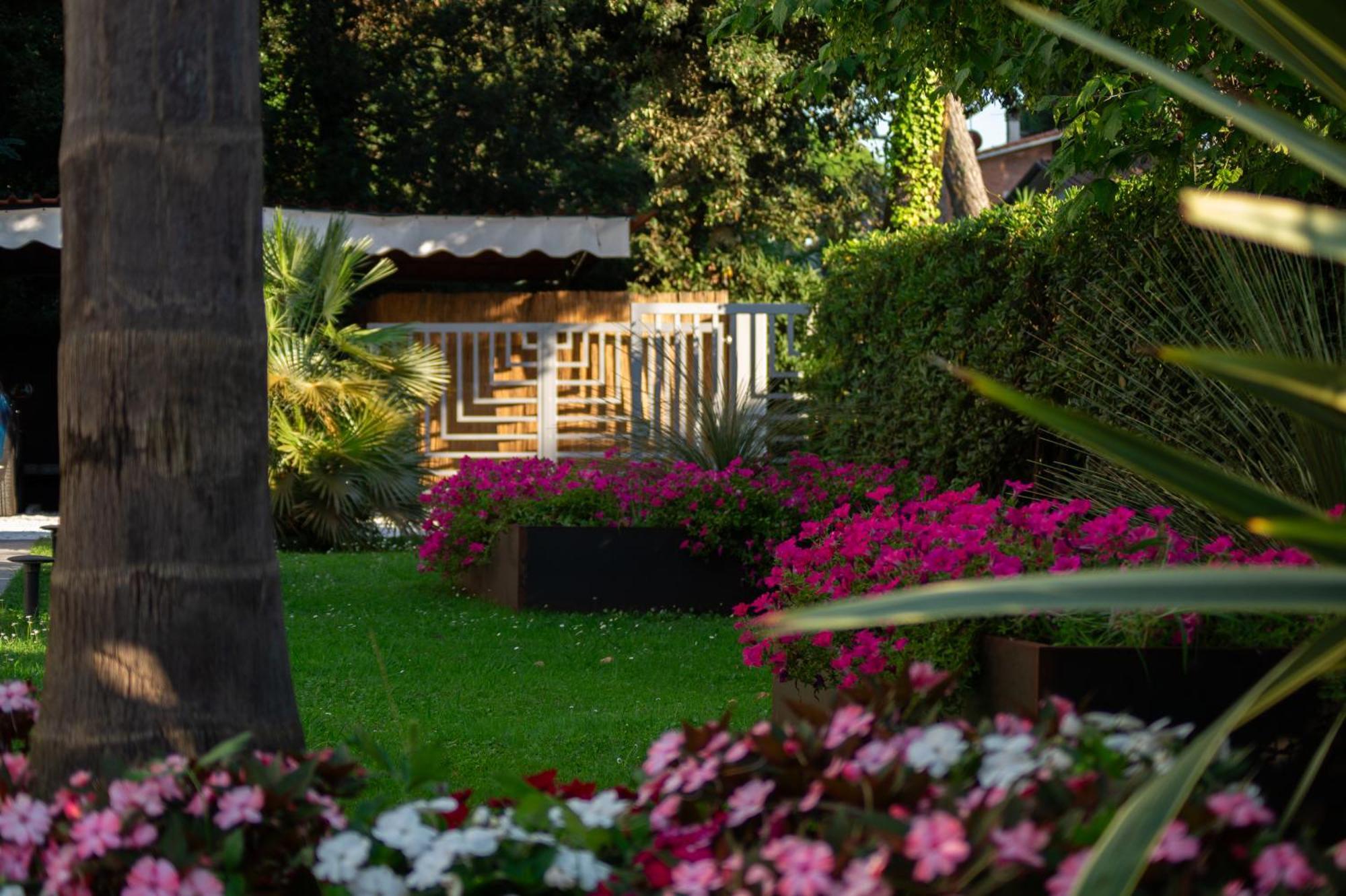 Park Hotel Giusy Lido di Camaiore Zewnętrze zdjęcie